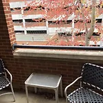 Fogelman Executive Center